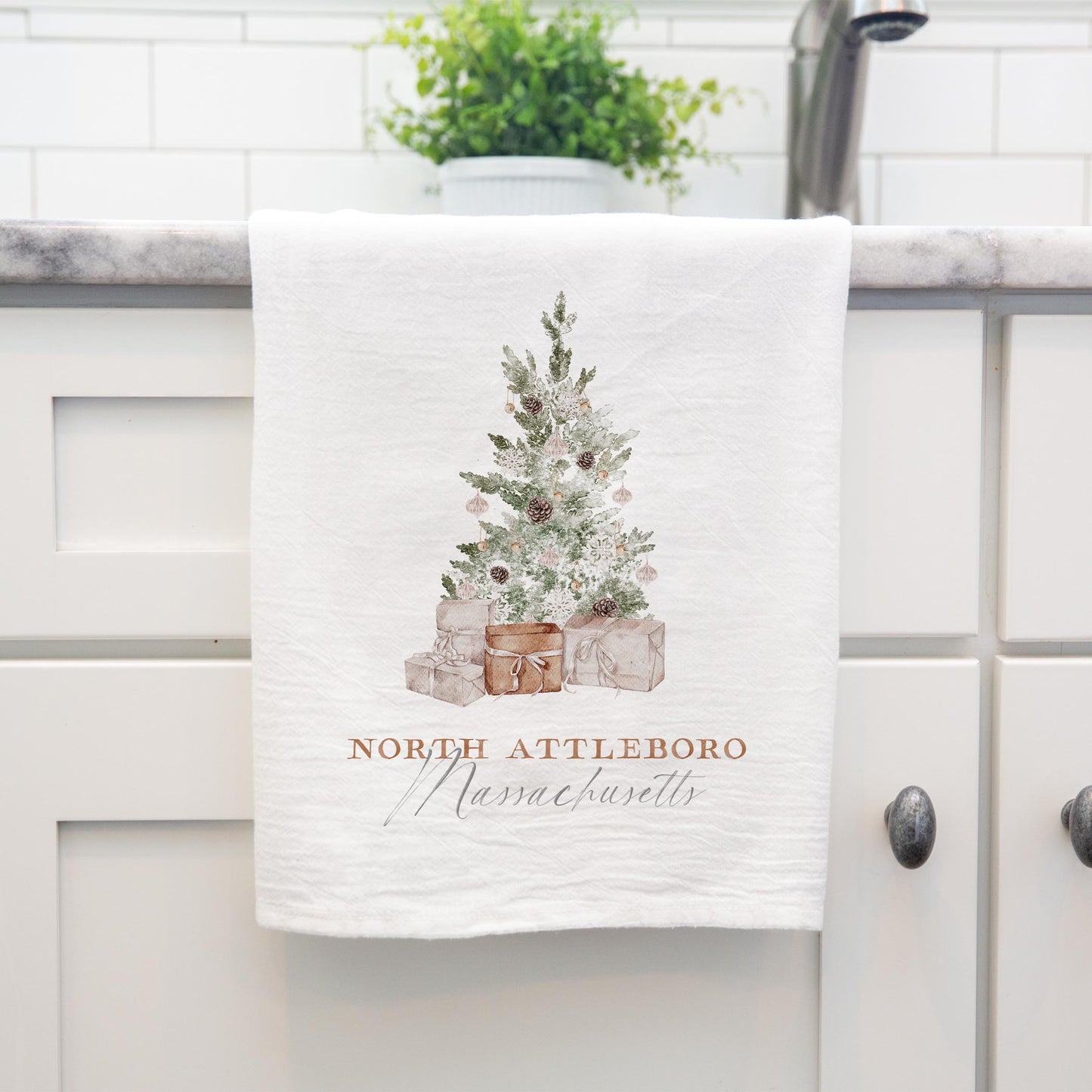 Cotton Tea Towel White-Crystal Cottage North Attleboro Massachusetts -3