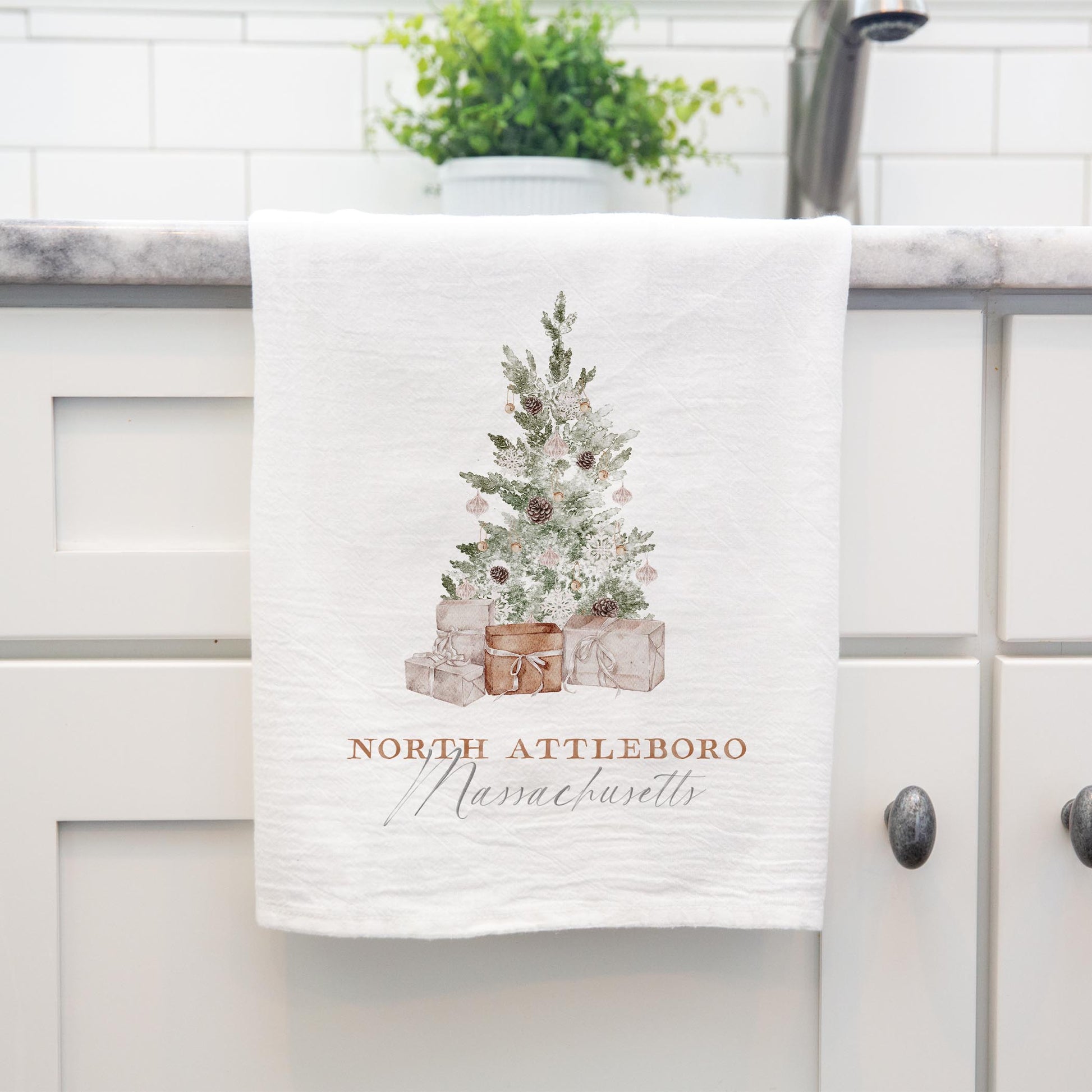 Cotton Tea Towel White-Crystal Cottage North Attleboro Massachusetts -3