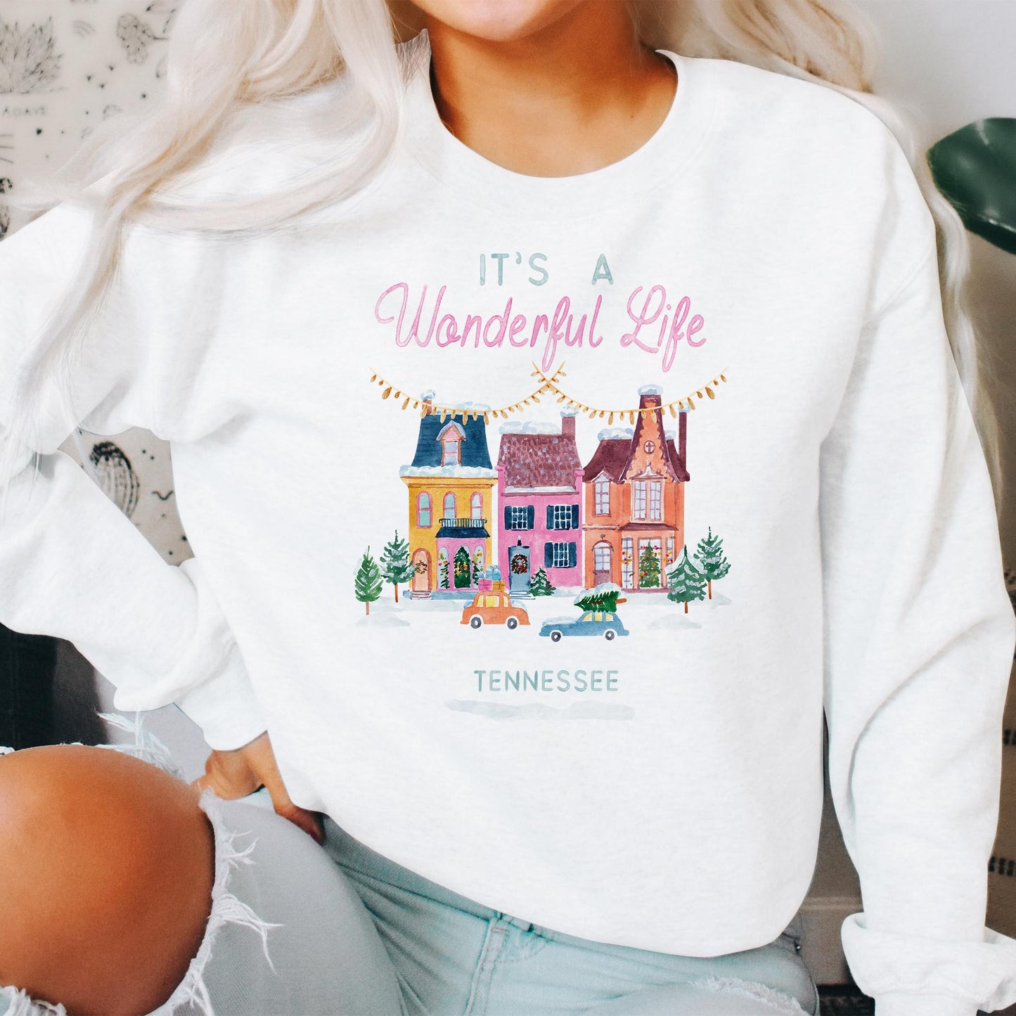Gildan Sweatshirt White-It's A Wonderful Life Tennessee