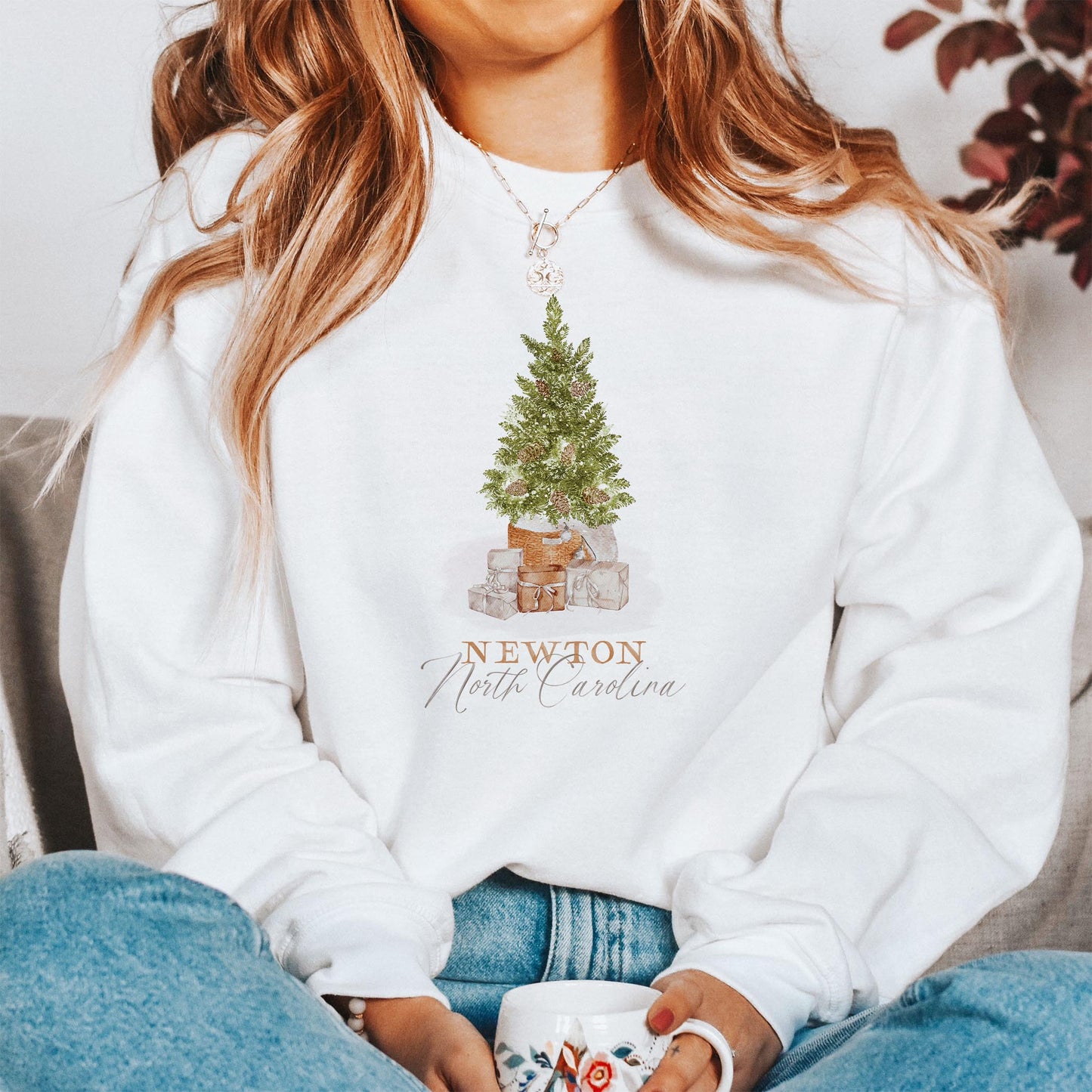 Gildan Sweatshirt White-Cottage Tree Newton North Carolina