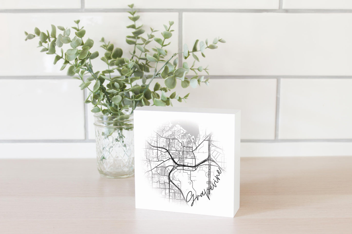 Minimalistic B&W Texas Grapevine Circle Map | Wood Block | Eaches | Min 4
