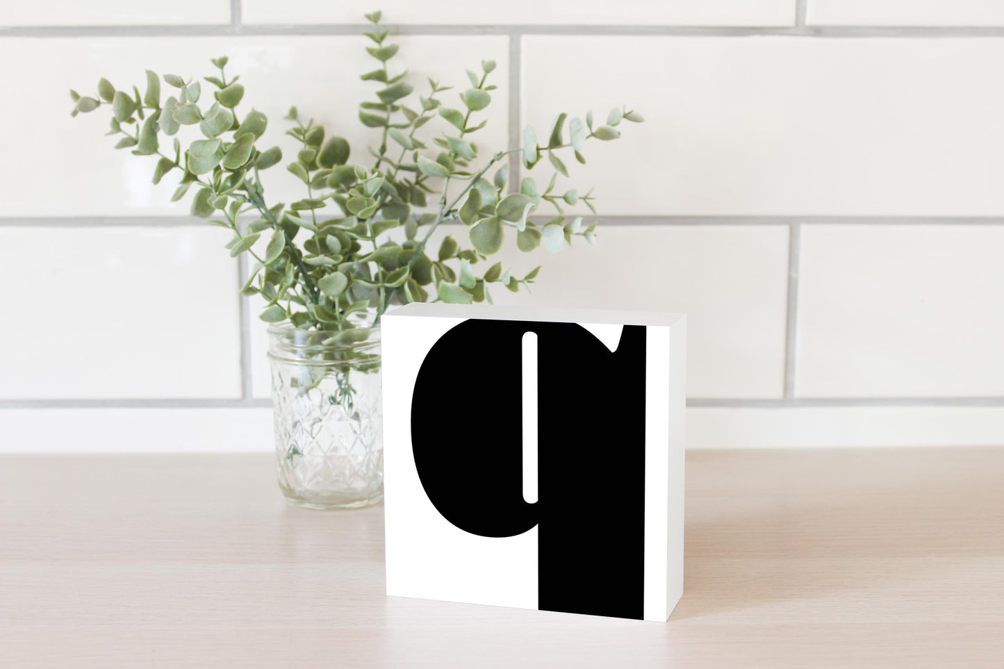 Fun Chunky Monogram Q | Wood Block | Eaches | Min 4