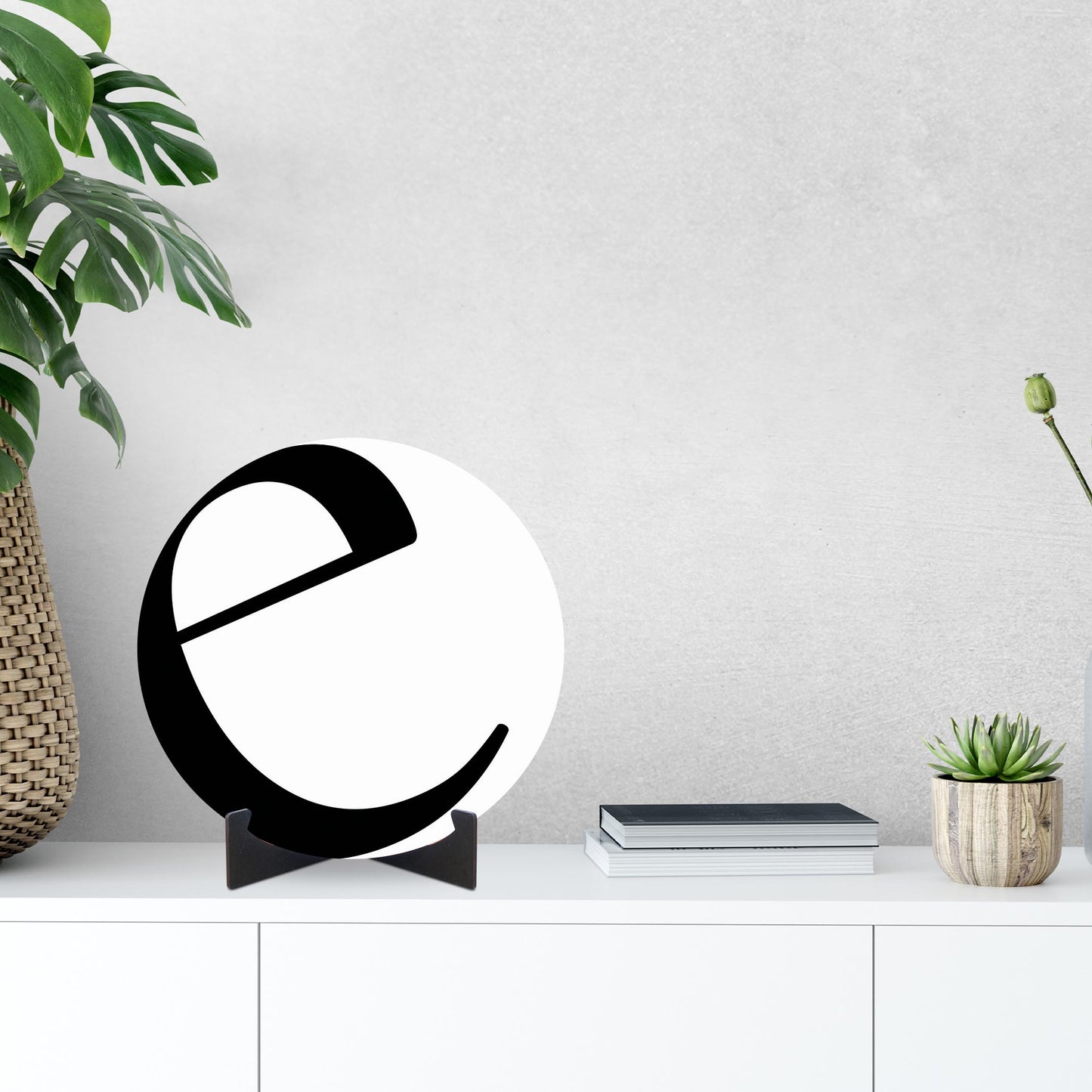 Minimalist Monogram E | Wood Sign | Eaches | Min 1