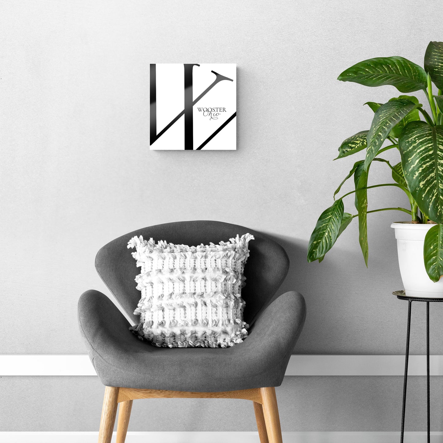 Wooster Oh Minimal Monogram | Hi-Def Glass Art | Eaches | Min 1
