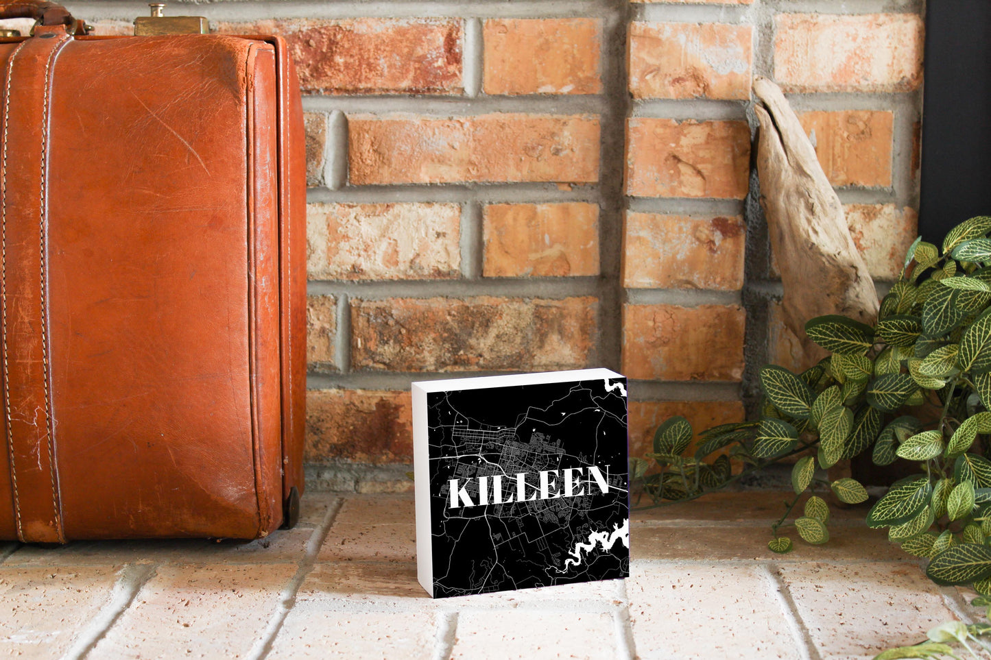 Minimalistic B&W Texas Killeen Map | Wood Block | Eaches | Min 4