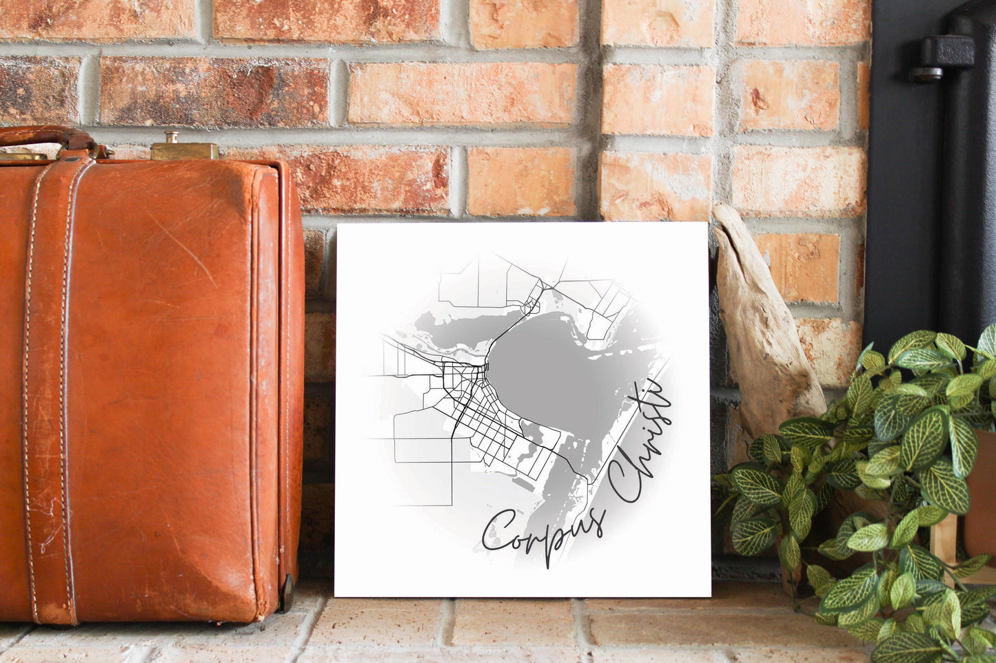 Minimalistic B&W Texas Corpus Christi Circle Map | Wood Sign | Eaches | Min 2