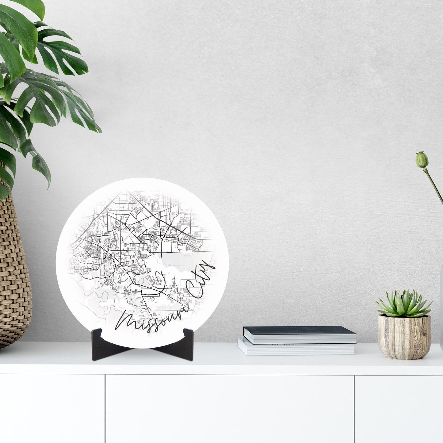 Minimalistic B&W Texas Missouri City Circle Map | Wood Sign | Eaches | Min 1