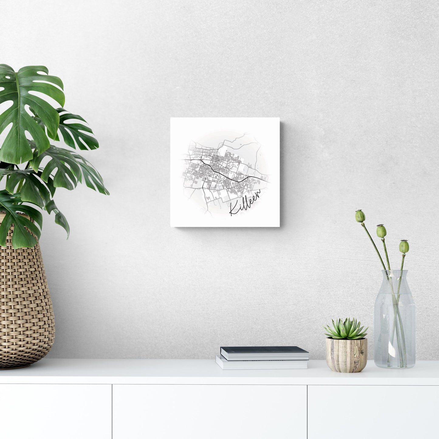 Minimalistic B&W Texas Killeen Circle Map | Wood Sign | Eaches | Min 2