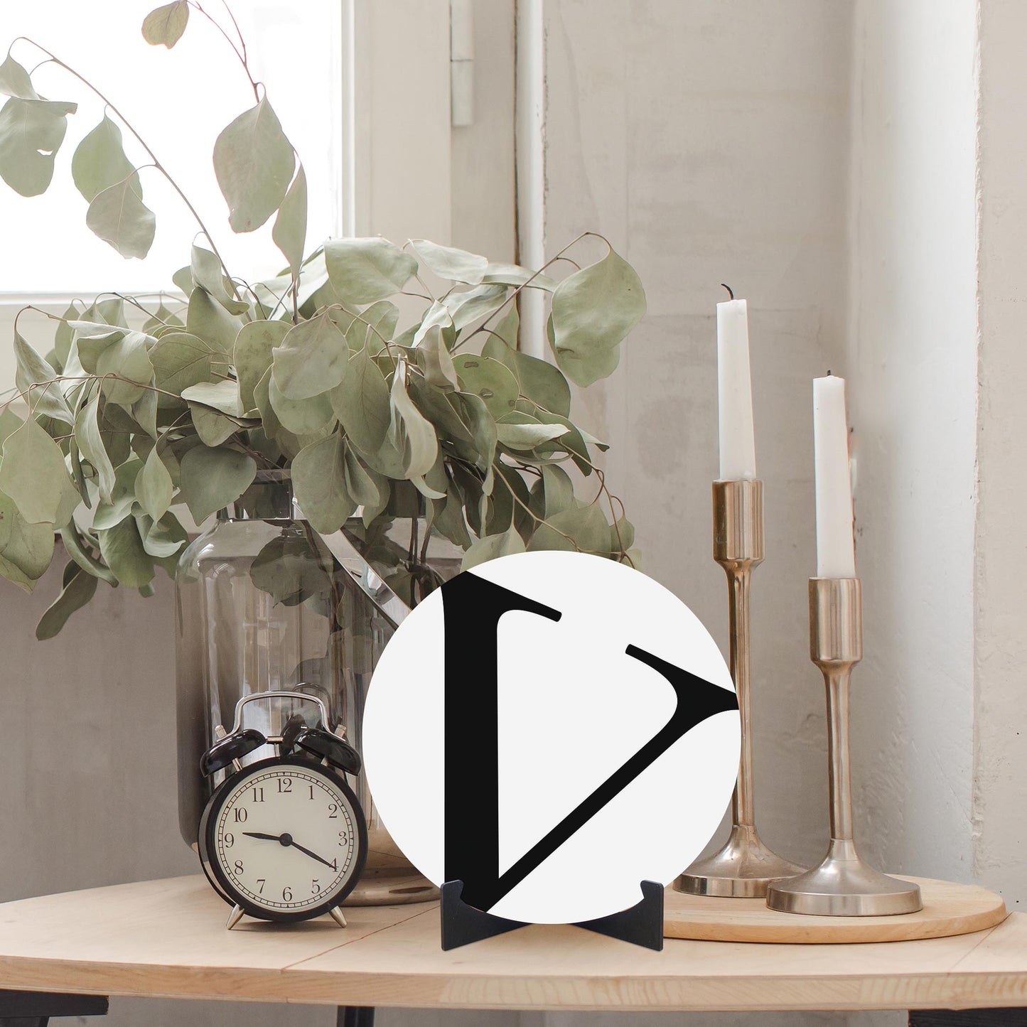 Minimalist Monogram V | Wood Sign | Eaches | Min 1