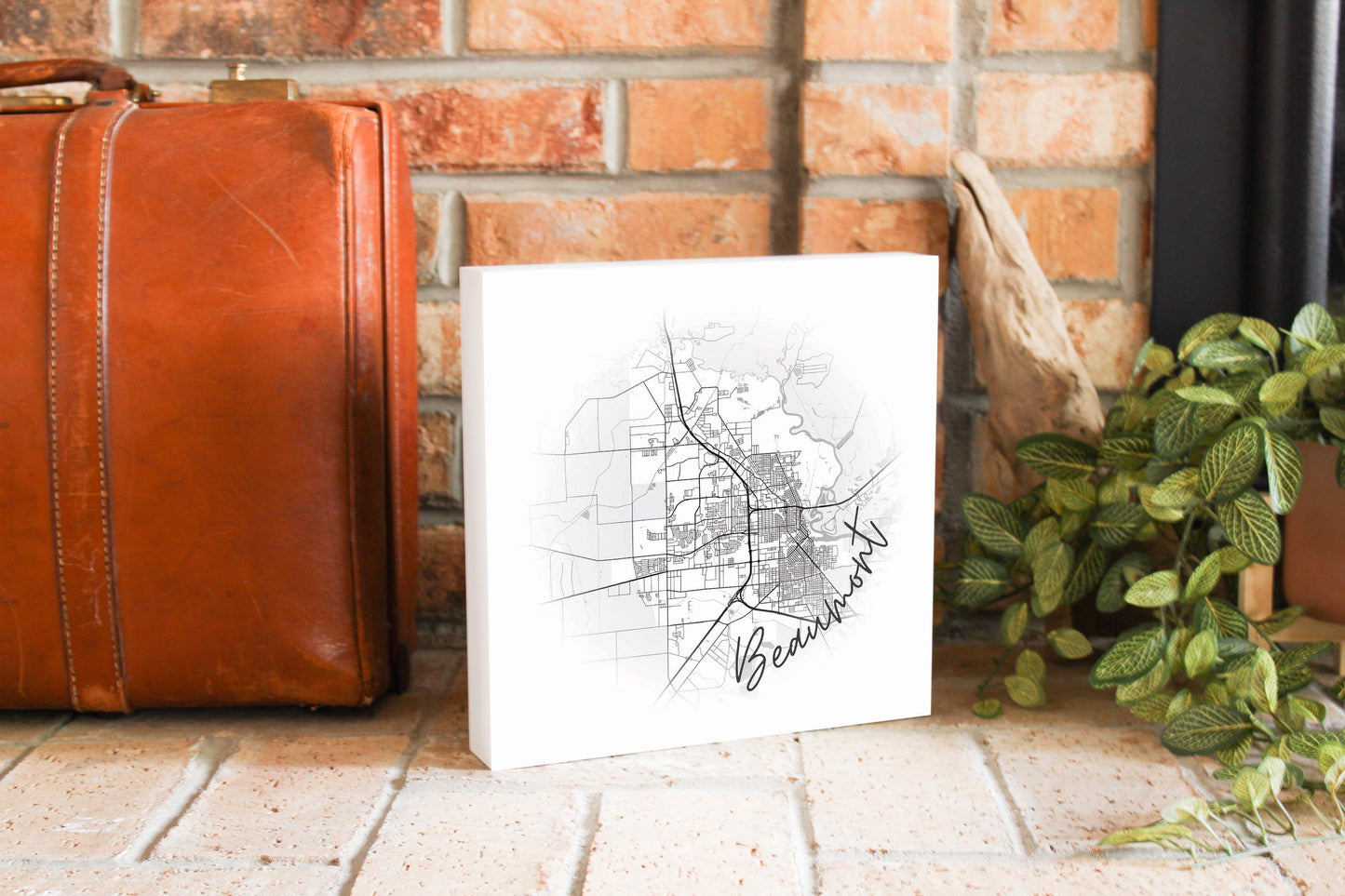 Minimalistic B&W Texas Beaumont Circle Map | Wood Block | Eaches | Min 2