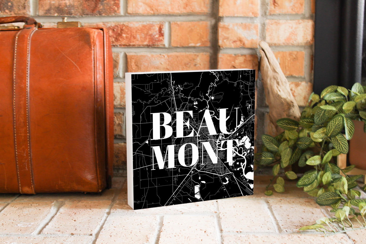 Minimalistic B&W Texas Beaumont Map | Wood Block | Eaches | Min 2